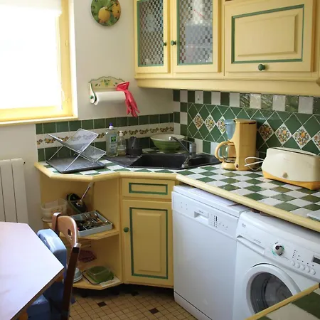 Petit - Quartier Vaugueux Château *